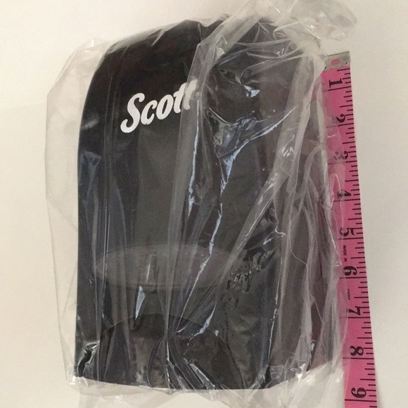 Kimberly Clark Scott Skin Care Dispenser Black - Picture 8 of 13